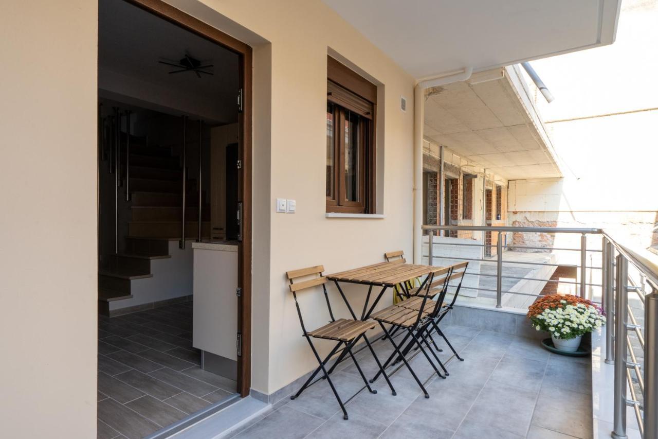 Comfy & Stylish Apt In Ioannina Leilighet Eksteriør bilde